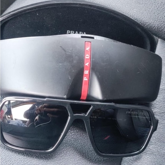 Prada Black Sunglasses with Red Accent - Picture 1 of 5